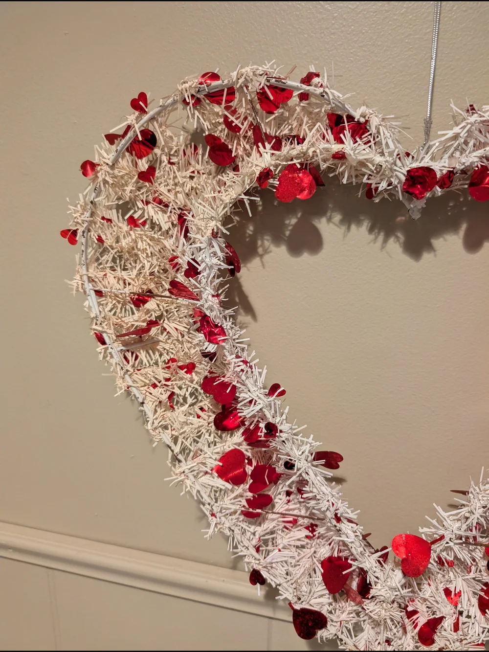 White and Red Heart Holiday Wreath - Home Holiday